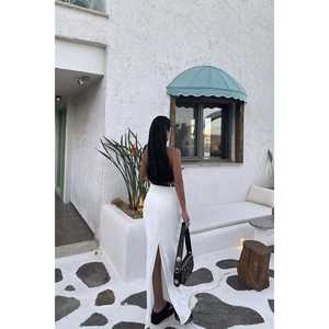 ชุดเซ็ตสองชิ้นลายทอแบบเรียบ ดับเบิ้ลเพอร์ลา เสื้อเบลเซอร์และกางเกงขาสั้น ไซส์ XS สำหรับชุดฤดูร้อนและฤดูใบไม้ร่วง - Product Image 1