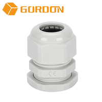 Conception en nylon imperméable de coude des glandes de câble 90 ° pour des connexions flexibles de conduit