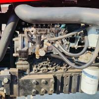 Tractor Agrícola de 55HP con Motor Diésel de 4 Cilindros y Caja de Cambios, Implementos Completos en Venta