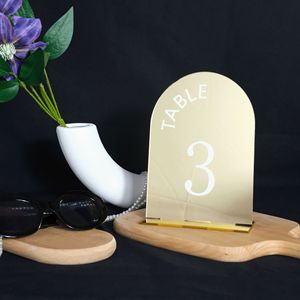 Numéros de table de mariage personnalisés en acrylique doré miroir, support personnalisable, décoration de table de luxe avec impression UV pour réception et anniversaire - Product Image 2