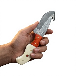Cuchillos Rajput de Hoja Fija con Punta Caída, Acero de Damasco, Mango de Madera Pakka Azul, Garantía de 3 Años - Personalizable para Caza - Product Image 1