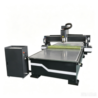 Machine de sculpture sur bois CNC 1300 2500 3.7KW pour la production de cadres de portes en bois