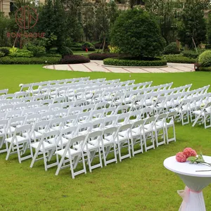 Foshan 공장 싼 가격 foldable 결혼식 공급 의자 플라스틱 가구 백색 수지 옥외 접히는 결혼식 의자