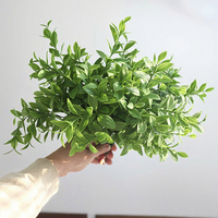 NOUVEAU Feuillage artificiel de plantes vertes écologiques en plastique de 39cm de haut pour la décoration de la maison et du mariage