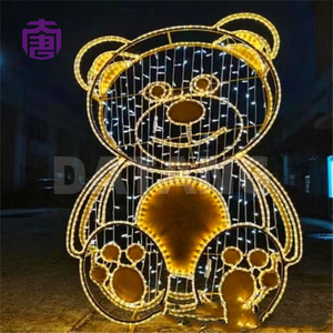 Lumière décorative 3D en forme d'ours de Noël avec motif animal lumineux pour la décoration extérieure des paysages de vacances - Product Image 6