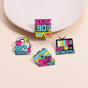 Bunte 90er Jahre TV-Kamera Sonnenbrille Cartoon Muster Form trend ige Mode Metall BroochRevers Abzeichen Lustige Schmuck Pin - Product Image 6
