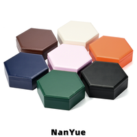 Boîte à bijoux hexagonale en cuir PU avec miroir, organisateur double couche en velours pour bagues, boucles d'oreilles, colliers, rangement de voyage, logo personnalisé
