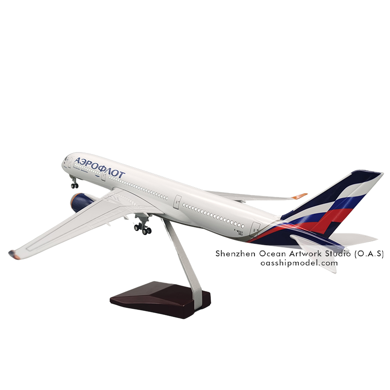 โมเดลเครื่องบินสายการบินรัสเซีย 350