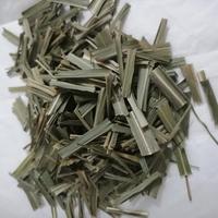 Thé sain récolté récemment, herbe de Malabar séchée, feuilles de l'herbe de Cochin coupées pour le thé aux herbes