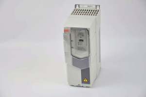 ACS580-01-09A4-4 PLC Baru Dalam Kemasan Pengiriman Cepat dengan Garansi 12 Bulan ACS580-01-09A4-4 - Product Image 2