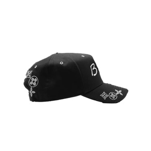 Gorras de Béisbol de Lujo G5 al por Mayor, 31 Gorras Personalizadas de Gamuza con Bordado, Pedrería y Patrón de Letras, Tela Común - Product Image 4