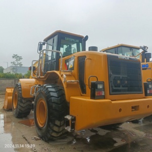 Chargeuse sur pneus d'occasion Cat 966C, faible nombre d'heures, d'origine japonaise, modèle classique robuste, efficace pour les carrières et la construction. - Product Image 3