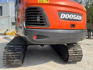 Miniexcavadora Doosan usada de alta calidad, modelo japonés, componente de bomba de núcleo, engranaje de caja de cambios de motor de 6 toneladas, PLC - Product Image 6