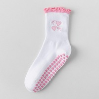 Chaussettes douces à volants pour femmes avec broderie nœud cerise antidérapantes pour le yoga et le Pilates