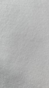 ผ้าโพลีโพรพิลีนแบบไม่ทอ เจาะรูด้วยเข็ม ระบายอากาศได้ดี เป็นมิตรกับสิ่งแวดล้อม กันน้ำ แบบม้วน สำหรับทำหน้ากาก - Product Image 6