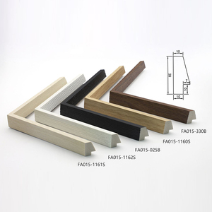 Moulures classiques en polystyrène pour cadres photo – Ligne de moulures de haute qualité pour encadrement de tableaux – Vente en gros - Product Image 1