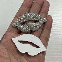 Étui de téléphone et de tablette de luxe, grand, rouge, orné de diamants, avec motifs bouche, lèvre, nœud, cœur, miroir, étoile, lumière, et breloques décoratives pour loisirs créatifs DIY