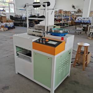 Máquina Automática para Formar y Cortar Hilos para Bobinas de Bordado Pre-enrolladas - Product Image 2