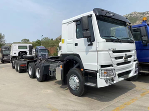 Promotion : Camion Tracteur d'Occasion SINOTRUK HOWO 6x4, 10 Roues, Diesel, Adapté au Transport de Bétail et aux Travaux de Construction, Compatible GNC/GNL - Product Image 3