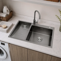 Évier de buanderie en acier inoxydable avec lavabo et double évier facile à nettoyer.