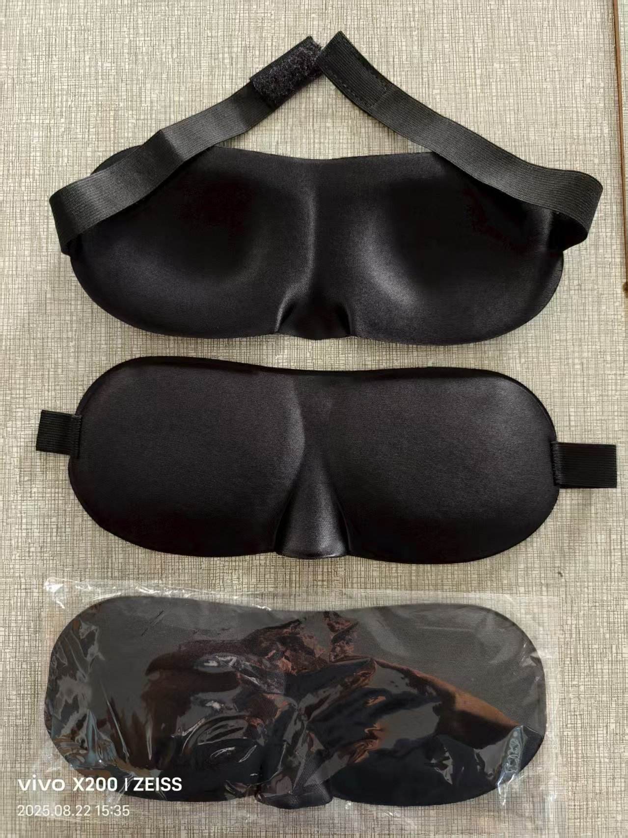 Confezione in sacchetto del opp - velcro nero (con naso)