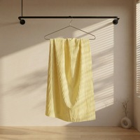 Tissu jersey 100 % nylon de poids moyen, résistant à l'abrasion, avec revêtement PU imperméable, imprimé à pois, teint, pour manteau d'extérieur tendance