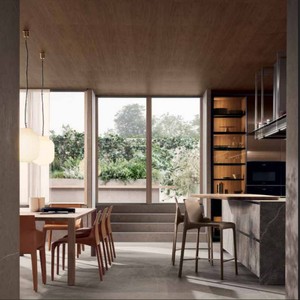 Armoires de cuisine modernes Balom personnalisées en bois massif gris foncé mat avec garde-manger ouvert et tiroirs à façade en verre 5+ tiroirs - Product Image 4