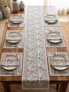 Chemin de table en coton imprimé floral rose, style traditionnel personnalisable, durable, lavable en machine, 50D/24F, pour usage domestique - Product Image 1
