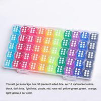 Lot de 50 dés cubiques de 14 mm, 6 faces colorées, fabriqués en Chine, pour jeux de société, apprentissage des mathématiques et salle de classe
