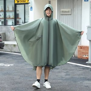 Poncho Impermeable Multifuncional, Ligero y Ecológico con Capucha para Senderismo al Aire Libre - Product Image 3
