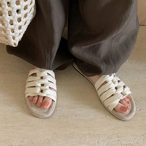 Sandalias Planas Bohemias WETKISS para Mujer, Sandalias Gladiador con Tiras Cruzadas, Sandalias de Verano con Pliegues y Trenzas, Elegantes Sandalias de Playa Estilo Romano - Product Image 6