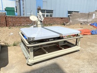 Machine à coudre pour le bordage de matelas à angle réglable, machine à fixer les bords pour la fabrication de matelas