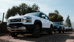 Nueva Camioneta BYD Shark 6 PHEV en Oferta, Camioneta Eléctrica para Trabajo en Exteriores de 320kW de Alta Potencia - Product Image 3