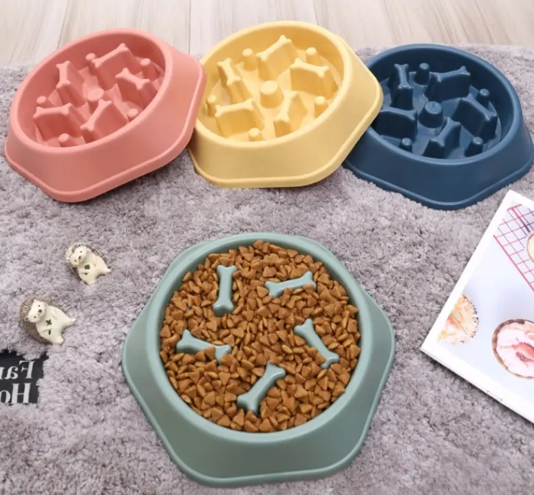 Non Slip Pet Slow Feeder Dog Bowl PP in plastica Pet pet alimentazione Slo Food Bowl dog cat fornisce ciotole per animali domestici e alimentatore per l'addestramento del cane