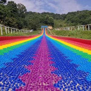 Toboggan Arc-en-ciel Populaire 2023 pour Extérieur – Glissade sur Gazon et Plastique pour Enfants – Équipement de Parc et Aire de Jeux - Product Image 5