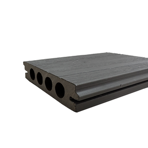 Transforme su Hogar con Nuestro Suelo de WPC Premium: Fácil Instalación con Sistema de Clic (No se Necesitan Herramientas), Impermeable - Product Image 5