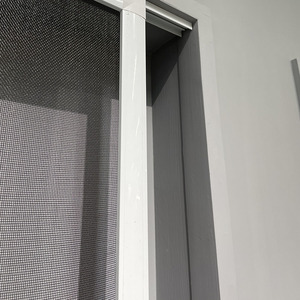 Cortinas de mosquitera Pantalla de ventana decorativa directa de fábrica Pantalla de ventana de mosquito retráctil o fija personalizada - Product Image 6