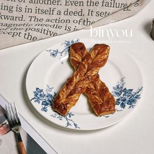 Assiettes et <span class=keywords><strong>Plats</strong></span> à Dessert Rond Vintage Terre de Fer Assiette à Petit Déjeuner en Céramique Classique Française Fleur Bleue - Product Image 5