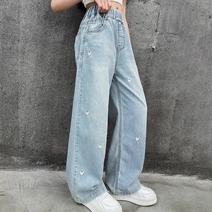 D187 Nuovi Jeans in Cotone a Gamba Dritta per Ragazze con Ricami, <span class=keywords><strong>Pantaloni</strong></span> Sportivi per Bambini per Autunno e Inverno - Product Image 2