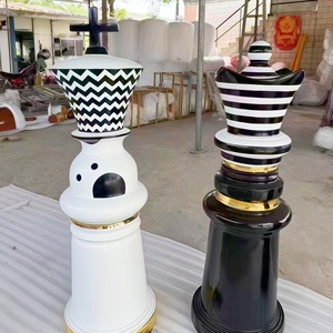 Grande sculpture en fibre de verre Sculpture <span class=keywords><strong>nationale</strong></span> d'échecs <span class=keywords><strong>du</strong></span> roi et de la reine Pièces d'échecs Décoration de la maison - Product Image 1