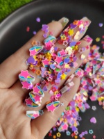 Vente en gros de paillettes étoiles filantes, étoiles et cœurs mélangées, et tranches d'argile polymère pour slime, loisirs créatifs, gobelets globe de neige et shakers