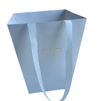 Vente en gros de sacs en papier de luxe pour bouquets de fleurs de la Saint-Valentin, nouveau design 2026, avec poignée en ruban