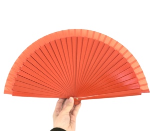 Abanicos de Mano de Madera Pintados al Estilo Folclórico Español-Chino de Alta Calidad para Eventos 2024 - Product Image 2