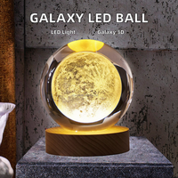 Lampe de nuit LED en cristal 3D Galaxie, lampe lunaire transparente, lumière chaude magique, base en bois, artisanat pour la maison