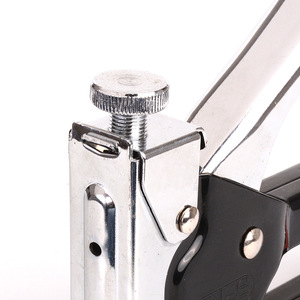 Pistolet <span class=keywords><strong>à</strong></span> clous 3-en-1 avec décloucheur, réglage manuel, pour le bois et le tissu, idéal pour <span class=keywords><strong>la</strong></span> menuiserie et le <span class=keywords><strong>bricolage</strong></span> domestique - Product Image 6