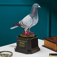 Accessoires de trophée en résine, pièces de trophée à thème créatif, grand trophée colombe avec logo personnalisé pour pigeons voyageurs