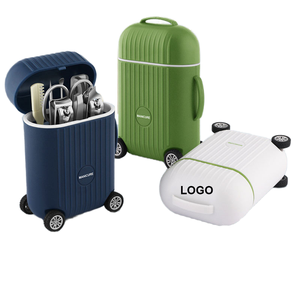 Vente en gros de 8 pièces en acier inoxydable ensemble de manucure et de pédicure mini <span class=keywords><strong>valise</strong></span> à bagages outil coupe-ongles - Product Image 1