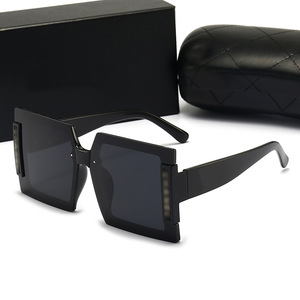 <span class=keywords><strong>Lunettes</strong></span> de soleil polarisées carrées à monture intégrale pour femme, style tendance, haute protection TAC, pour la conduite et les activités de plein air - Product Image 1