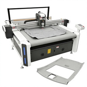 Machine de découpe CNC automatique numérique REMEYA pour cuir véritable et simili cuir d'intérieur automobile - Product Image 1