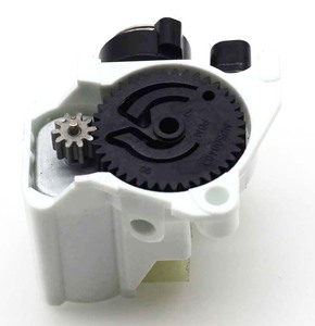 Attuatore Serratura Portellone Posteriore Centrale 8200060917 8200060918 8200102583 per RENAULT CLIO SCENIC <span class=keywords><strong>MEGANE</strong></span> <span class=keywords><strong>TWINGO</strong></span> - Product Image 1